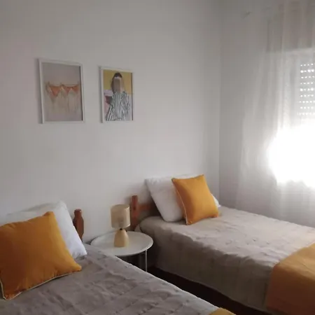 Rosabela * Odiáxere